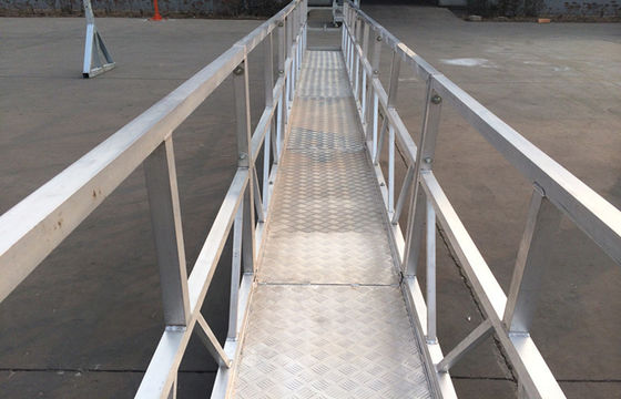 2.5M x 3 Sections 1000kg Suspended Access Platform Lifting Speed 8-10 m/min