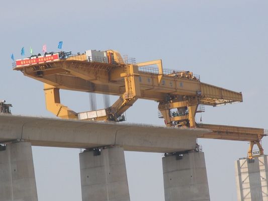 Large Girder Gantry Crane , bridge girder launcher 20ton - 900ton  with Electric Hoist