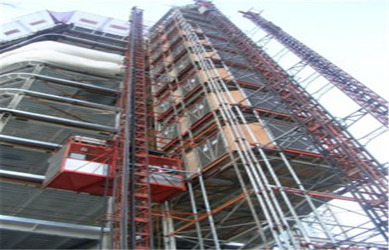 Twin Cage Red Passenger Hoist Elevator 2000kg SC200 / 200 For Construction