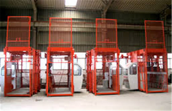 2000 kg Operate Cab Painted Passenger Hoist With Double Cage SC200 / 200