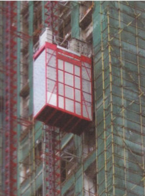 Passenger Hoist Loading 2000kg Single Cage Construction Hoist Safety