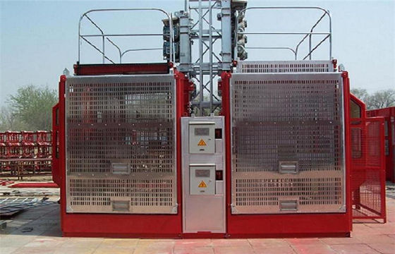 1000 kg Building Site Hoist SS100 / 100 With Typical Steel Rope Length 150 m