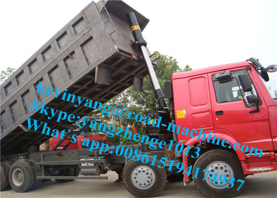 Sinotruck Front Hydraulic Lifting  8 x 4 Heavy Duty Dump Truck 371HP Engine
